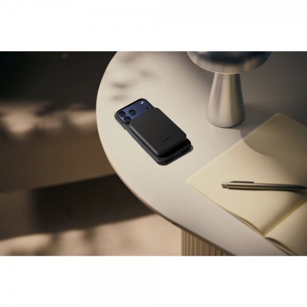 Pitaka MagSafe Powerbank Aramidfiber 10.000 mAh Sort/Grå Twill
