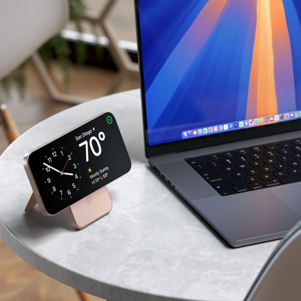 Satechi OntheGo Qi2 5K MagSafe-powerbank med Stativ Desert Rose
